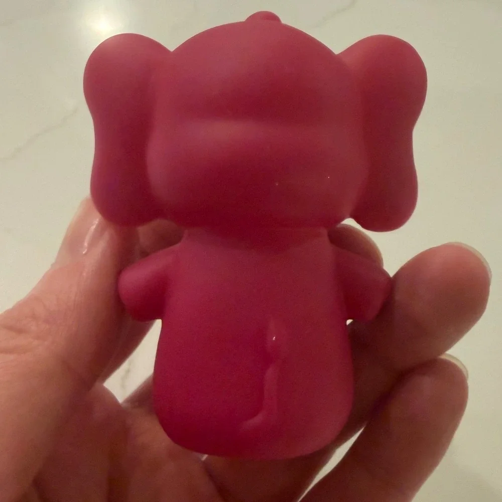 Cute Pink Elephant Bath‎ Toy Squeaky Rubber Bathing Fun for Toddlers